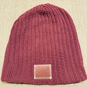 Love Your Melon burgundy beanie